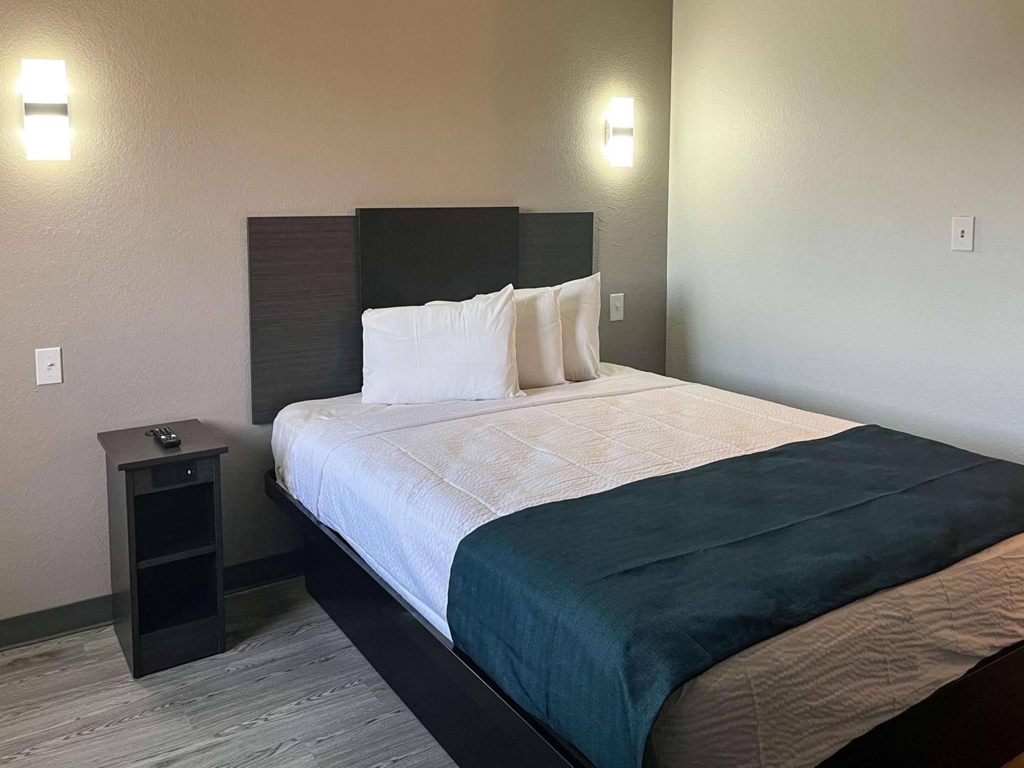 Studio 6 Suites Delano, Ca Exterior photo