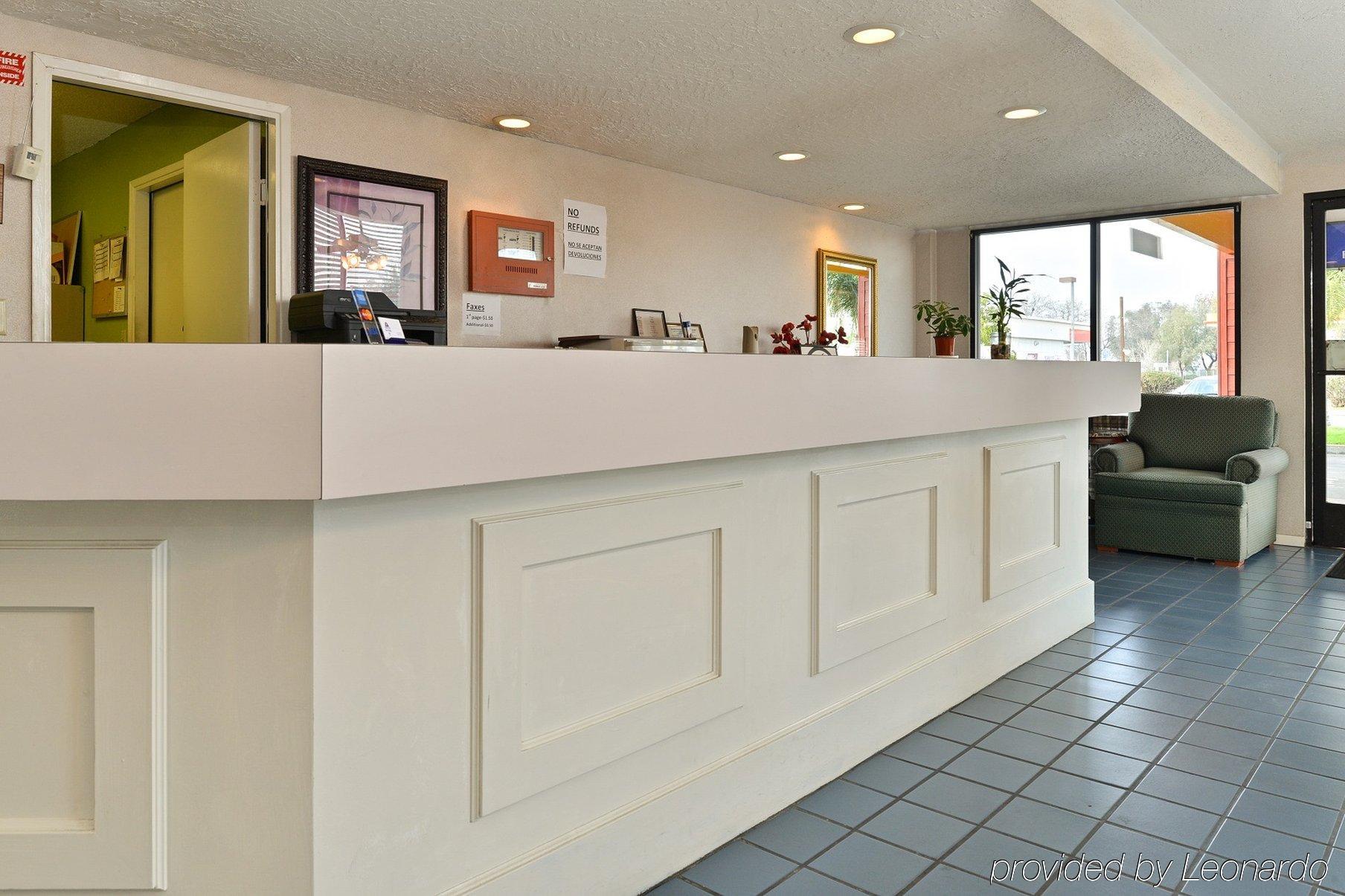 Studio 6 Suites Delano, Ca Exterior photo